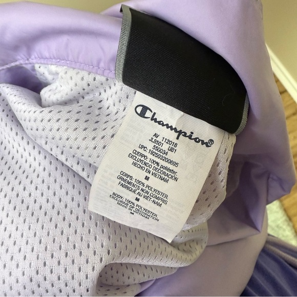 Champion Lilac Purple Windbreaker Jacket | Vintage Style Logo Zip-Up **Flaw** - Picture 6 of 7